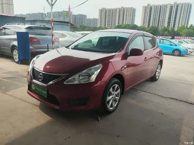 2014 Nissan Tiida 1.6L CVT Comfort, фото 1, лот 10348125