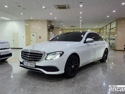 2017 Mercedes-Benz E-Class E300 Exclusive, фото 1, лот 10070466