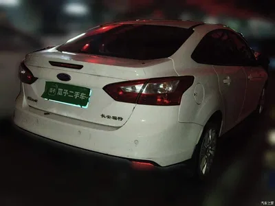 2012 Ford Focus Sedan 1.6L Manual Comfort, фото 4, лот 11536321
