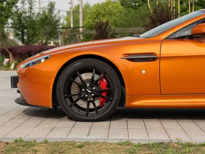 2012 Aston Martin V8 Vantage 4.7L S Roadster, фото 4, лот 10241117