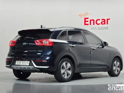 2018 Kia Niro Prestige, фото 1, лот 10078600