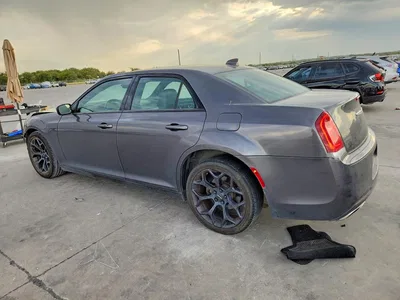 2019 CHRYSLER 300 S, фото 2, лот 10674236