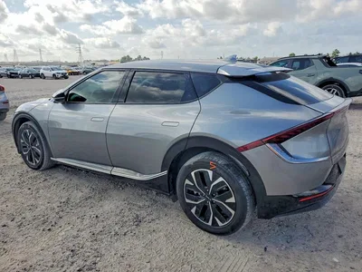 2022 KIA EV6 WIND, фото 2, лот 10776762