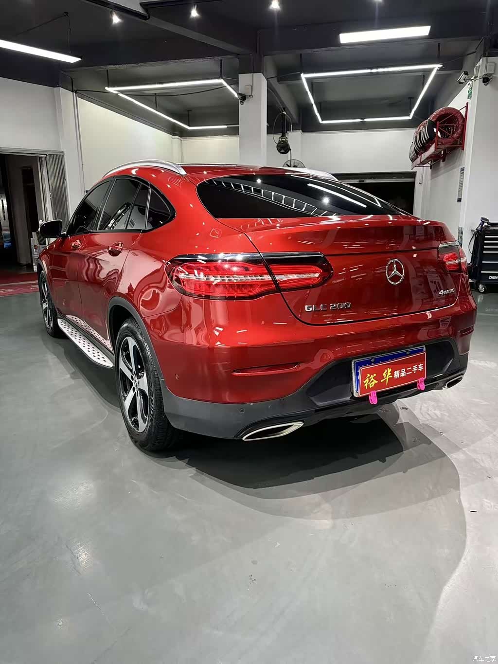 2019 Mercedes-Benz GLC Coupe GLC 200 4MATIC Coupe SUV, фото 4, лот 11197193