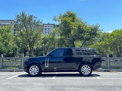 2025 Land Rover Range Rover 3.0 L6 400PS Flourishing Era Extended Wheelbase, фото 3, лот 10321351