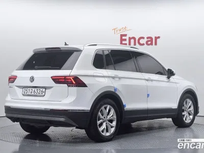 2020 Volkswagen Tiguan 2.0 TDI Premium, фото 2, лот 10116052