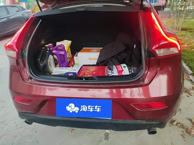2014 Volvo V40 2.0T Zhiya Edition, фото 4, лот 11104755