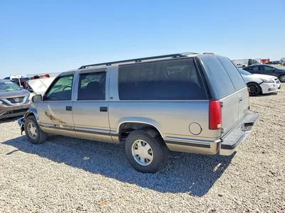 1999 CHEVROLET SUBURBAN C1500, фото 2, лот 10981136