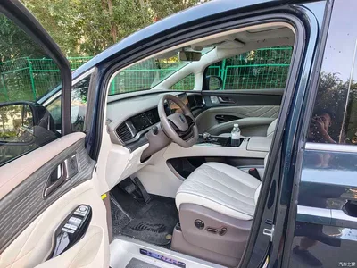 2022 Denza D9 DM-i 970 AWD Flagship, фото 4, лот 10356844