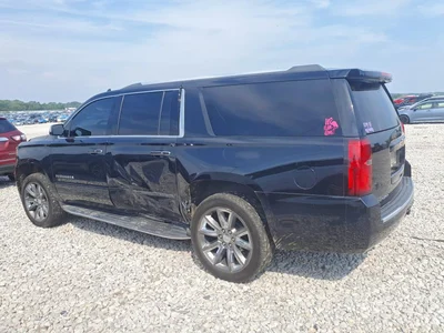 2017 CHEVROLET SUBURBAN K1500 PREMIER, фото 2, лот 10710363