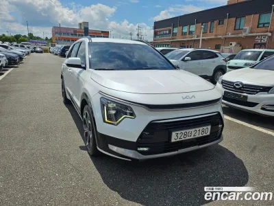 2022 Kia Niro Prestige, фото 1, лот 10079600