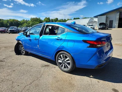 2021 NISSAN VERSA SV, фото 2, лот 10757610