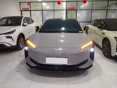 2024 Hongqi EH7 690 Pro, фото 3, лот 10360609