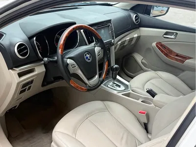 2015 Venucia T70 2.0L CVT Smart Edition, фото 4, лот 11153918