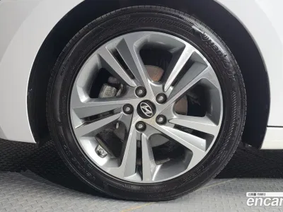 2018 Hyundai AVANTE 1.6 GDI Value Plus, фото 4, лот 10524812