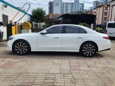 2024 Mercedes-Benz E-Class E300 4MATIC Exclusive, фото 1, лот 10179728