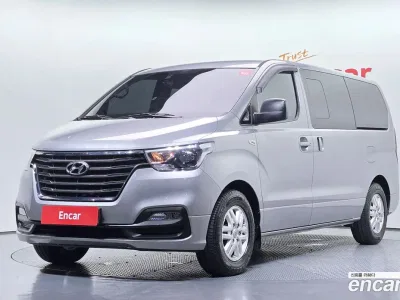 2020 Hyundai Starex Van 5-Seater, фото 1, лот 10181425