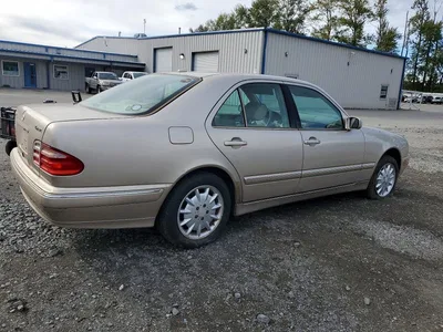 2001 MERCEDES-BENZ E 320 4MATIC, фото 3, лот 10978130