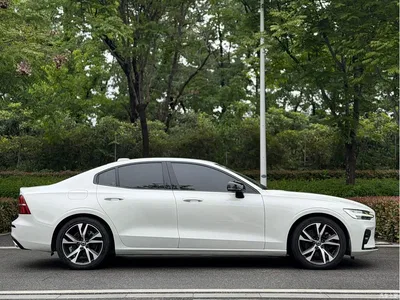 2020 Volvo S60 T5 Inscription Sport, фото 4, лот 10370195
