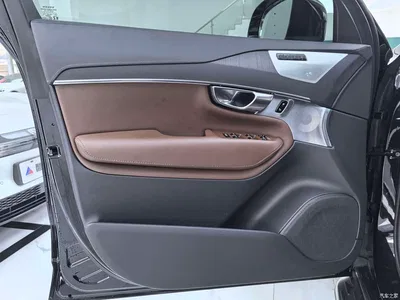 2021 Volvo XC90 B6 Smart Elegance Luxury 7-seater, фото 4, лот 10625924