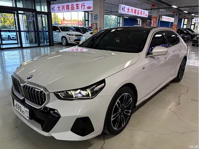 2025 BMW 5 Series 525Li M Sport Package, фото 1, лот 11534404