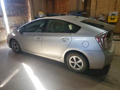 2013 TOYOTA PRIUS TWO, фото 2, лот 10559662