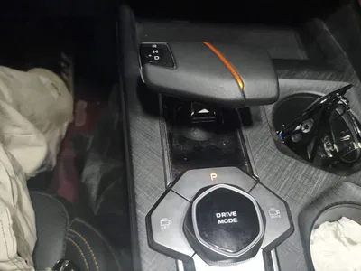 2022 Changan UNI-V 1.5T Premium Model, фото 4, лот 11585254