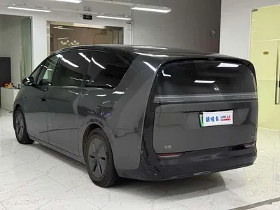 2024 Li Auto MEGA Ultra, фото 4, лот 10446156