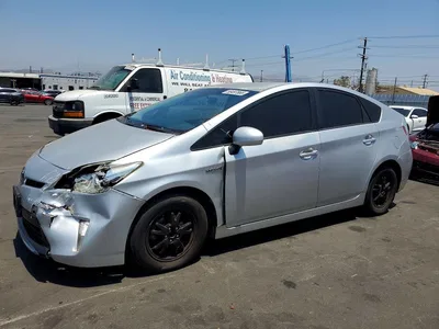 2012 TOYOTA PRIUS TWO, фото 1, лот 10551593