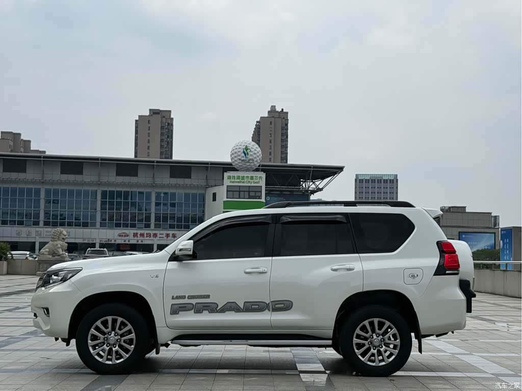2018 Toyota Prado 3.5L Automatic TX-L NAVI Rear-mounted Spare Tire, фото 2, лот 10393020