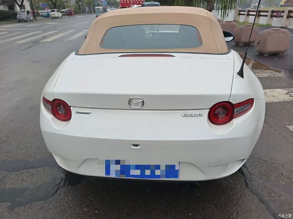2025 Mazda MX-5 Manual Soft-top Convertible Mexican Edition, фото 4, лот 11203256