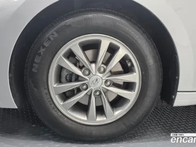 2019 Hyundai AVANTE 1.6, фото 4, лот 10199315