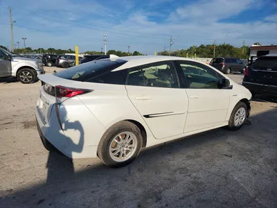 2016 TOYOTA PRIUS TWO, фото 3, лот 11016393