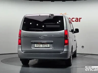 2015 Hyundai Starex 3-Seater VAN, фото 4, лот 10767457