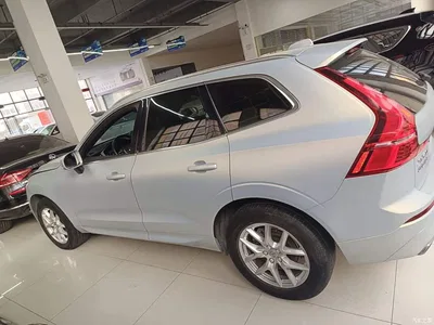 2018 Volvo XC60 T5 AWD Momentum Edition, фото 4, лот 10366863