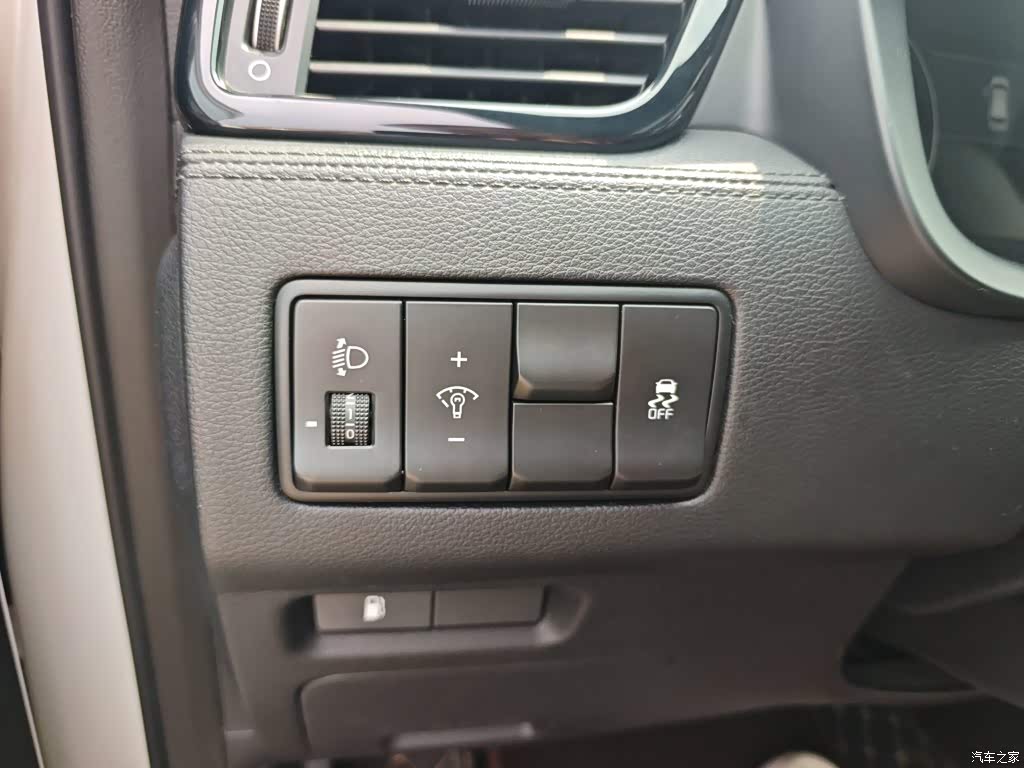 2017 Kia KX7 2.0T Automatic 2WD GLS 7-Seater, фото 4, лот 10337982