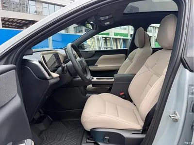 2025 Volvo XC70 Plug-in Hybrid Standard, фото 4, лот 10363866