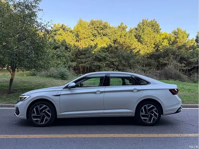 2023 Volkswagen Sagitar 300TSI DSG Surpassing Edition, фото 3, лот 11548272