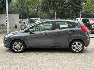 2010 Ford Fiesta Hatchback 1.5L Automatic Fashion Limited Edition, фото 4, лот 10397201