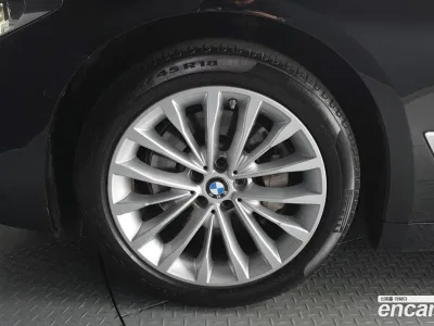 2018 BMW 5-Series 530i xDrive Luxury Plus, фото 3, лот 10060408