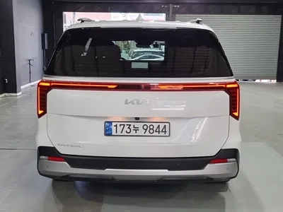 2025 Kia Canival Diesel 9-Seater Prestige, фото 4, лот 10904848