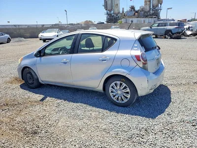 2013 TOYOTA PRIUS C, фото 2, лот 10494533