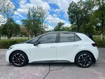 2024 Volkswagen ID.3 Outstanding Edition, фото 4, лот 10416498