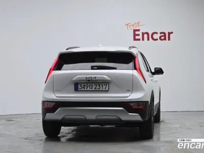 2024 Kia Niro Trendy, фото 4, лот 10223014
