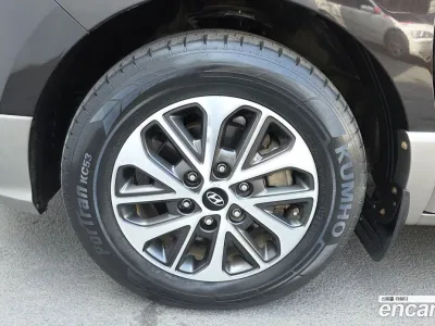 2019 Hyundai Starex Urban 9-Seater, фото 4, лот 10192539