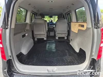 2017 Hyundai Starex 5-Seater VAN, фото 1, лот 11198263