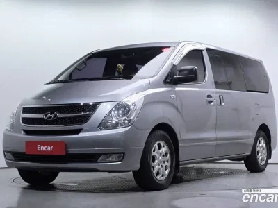 2013 Hyundai Starex 12-Seater Wagon, фото 1, лот 10161439