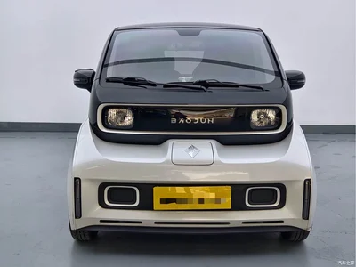 2020 Baojun E300 Stellar Smart Travel Edition, фото 3, лот 10385808