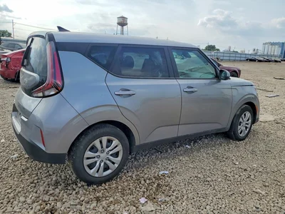 2025 KIA SOUL LX, фото 3, лот 10776573