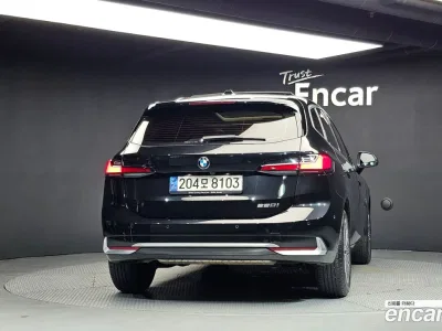 2023 BMW 2-Series 220i Luxury, фото 4, лот 10223430